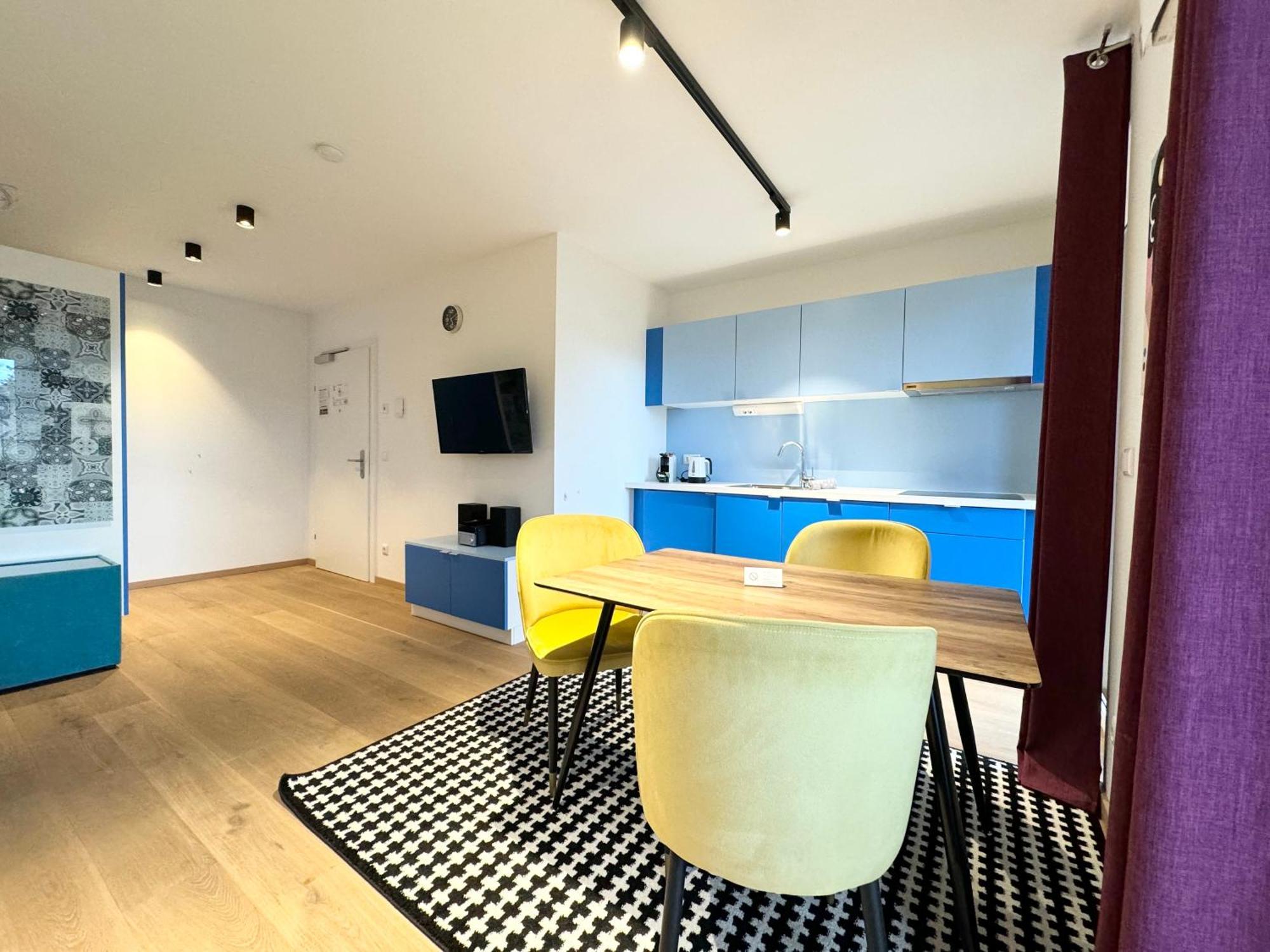 Wohnung Mit Terrasse + Parkplatz Wien Exterior foto